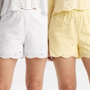 Set of 2 A New Day Eyelet Pull-On Shorts, White & Yellow, Women's XL